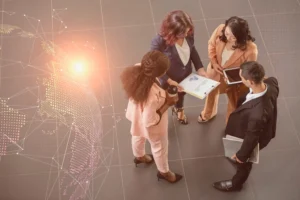 Diseñado a la medida para transformar equipos empresariales con tecnologías disruptivas como IA, big data y blockchain.